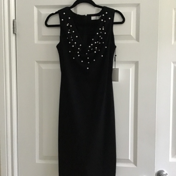 Calvin Klein black dress with white faux pearls in the neckline size 4 - Picture 5 of 6